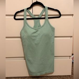 Lululemon: Ebb to street tank